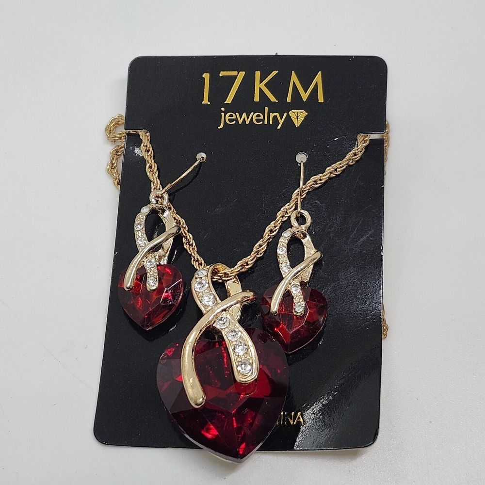 Nwt 17km‎ Red Heart Necklace With Earrings